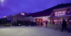 Hoofdingang Hotel Emmeloord Avond